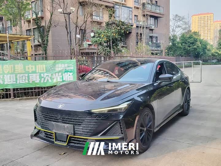Changan UNI-V 1.5T Edition - автомобиль из Китая
