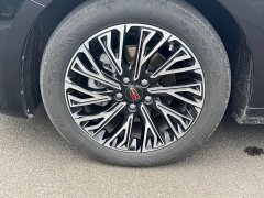 Hongqi H5 1.5T HEV Zhilian Qichang Edition - фото 9