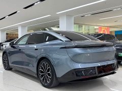 Zeekr 007 rear-wheel drive version 100kWh - фото 11