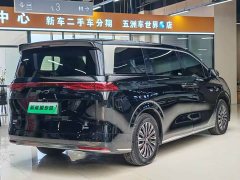 Lynk & Co Summer DM-i 1.5T 180km transcendent type - фото 4