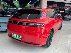 AITO Wenjie M5 extended range Ultra four-wheel drive version - фото 4
