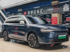 AITO Wenjie M9 pure electric Ultra version 100kWh 6-seater version - фото 2