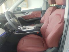 Hongqi HS5 2.0T four-wheel drive Qixiang Pro version - фото 15