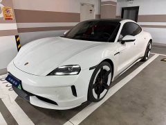 Porsche Taycan - фото 1