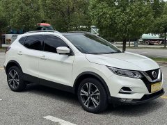 Nissan Qashqai 2.0L CVT XV Prem Deluxe Edition - фото 4