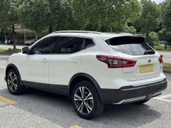 Nissan Qashqai 2.0L CVT XV Prem Deluxe Edition - фото 5