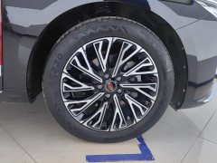 Hongqi H5 2.0T automatic Qichang version - фото 6