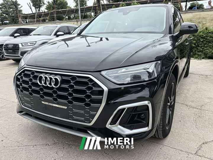 Audi Q5L 40 TFSI luxury and elegant - автомобиль из Китая
