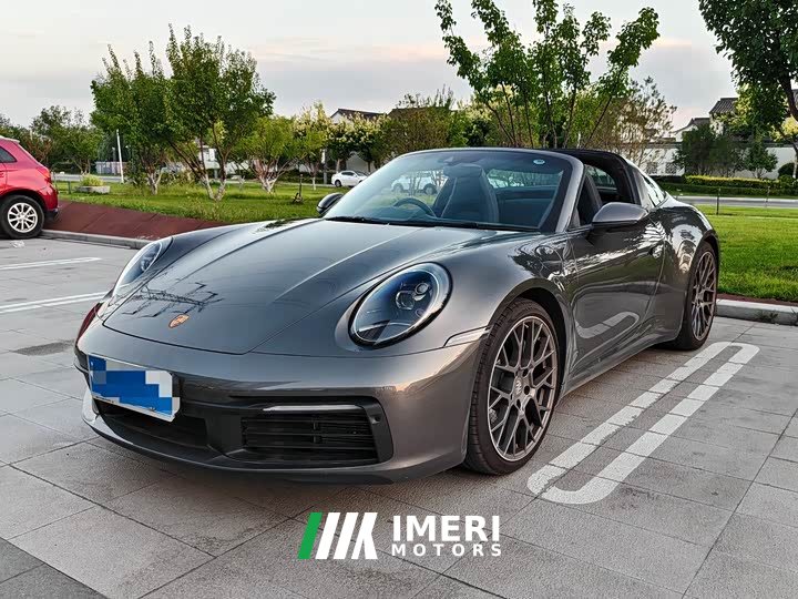 Porsche 911 Targa 4 3.0T - автомобиль из Китая
