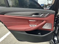 BMW 5 Series 2022 530Li Leading Luxury Package - фото 17