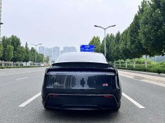 Tesla Model Y long-range all-wheel drive version - фото 15
