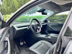 Tesla Model Y long-range all-wheel drive version - фото 4