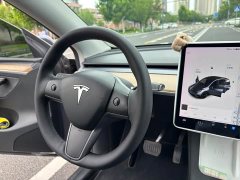 Tesla Model Y long-range all-wheel drive version - фото 13