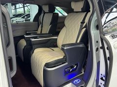 Toyota SIENNA 2.5L Hybrid Comfort Edition - фото 10