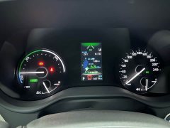 Toyota SIENNA 2.5L Hybrid Comfort Edition - фото 18