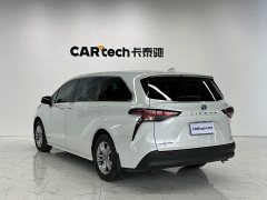 Toyota SIENNA 2.5L Hybrid Comfort Edition - фото 6