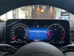 Mercedes-Benz C-Class facelift three C 260 L sports version - фото 15