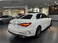 Mercedes-Benz C-Class facelift three C 260 L sports version - фото 4