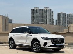 Lynk & Co Adventurer 2.0T two-wheel drive exclusive edition - фото 3
