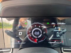 Hyundai Elantra 2022 1.5L CVT LUX Premium Edition - фото 13
