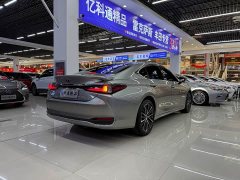Lexus ES 2022 300h Luxury Edition - фото 5