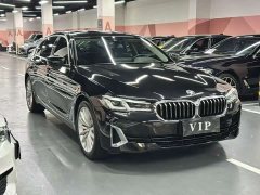BMW 5 Series 530Li Exclusive Luxury Package - фото 3