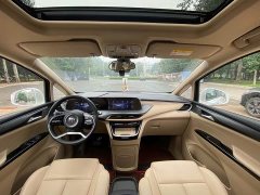 Buick GL8 New Energy Lu Shang Exclusive Edition - фото 13