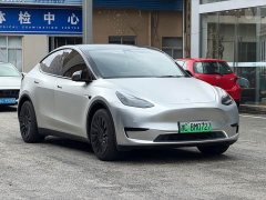 Tesla Model Y rear-wheel drive version - фото 3