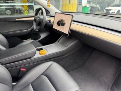 Tesla Model Y rear-wheel drive version - фото 8