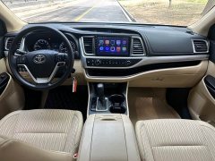 Toyota Highlander 2021 2.0T four-wheel drive elite version 7 seats - фото 14
