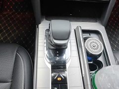 Hongqi HS7 PHEV 2024 2.0T PHEV four-wheel drive Qichang version 6 seats - фото 16