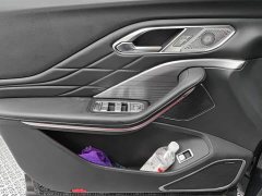 Hongqi HS7 PHEV 2024 2.0T PHEV four-wheel drive Qichang version 6 seats - фото 7