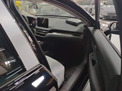 Hongqi E-QM5 610km PLUS - фото 8
