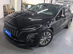Hongqi E-QM5 2024 500km travel version - фото 1