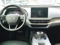 Hongqi E-QM5 2024 500km travel version - фото 12
