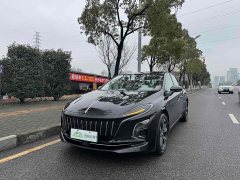 Hongqi E-QM5 2023 basic travel version - фото 2