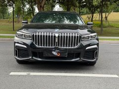 BMW 7 Series 2019 facelift 740Li leading M sports package - фото 2