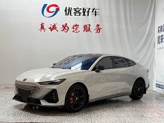Changan UNI-V 1.5T premium - фото 1