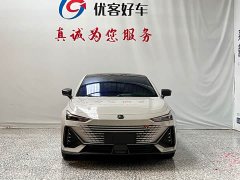 Changan UNI-V 1.5T premium - фото 2