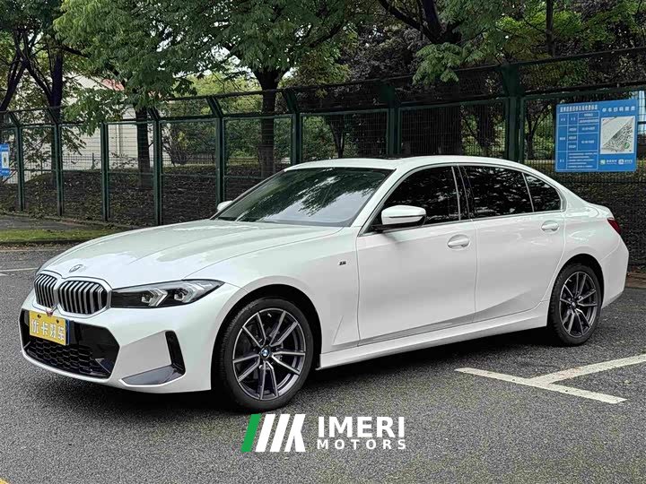 BMW 3 Series 320Li M Sports Package - автомобиль из Китая