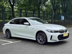 BMW 3 Series 320Li M Sports Package - фото 3