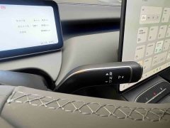 NIO ET5T 75kWh Touring - фото 12