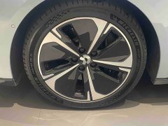 NIO ET5T 75kWh Touring - фото 5