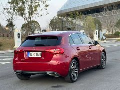 Mercedes-Benz A-Class 2020 A 180 L - фото 4