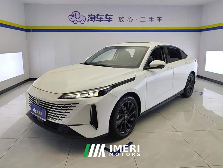 Changan Yida Blue Whale NE 1.5T GDI DCT pilot - автомобиль из Китая
