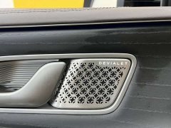 Denza D9 DM-i smart driving version 1020 four-wheel drive flagship - фото 5