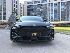 Changan UNI-V 1.5T premium - фото 2