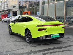 Xpeng P7 P7i 610 Pengyi Performance Edition - фото 7