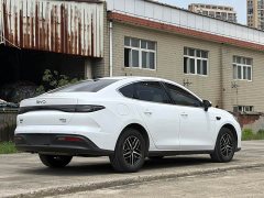 BYD Seal 05 DM-i smart driving version 120KM flagship - фото 6