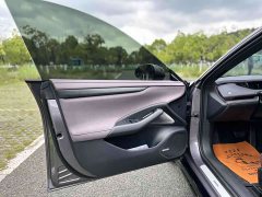 Xiaomi SU7 rear-wheel drive long-range smart driving version - фото 12